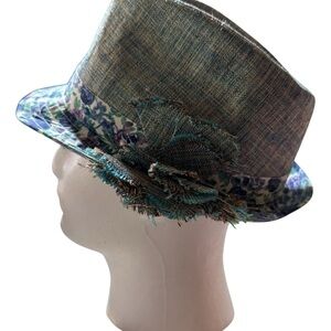 Melani Women's Fedora designed in‎ Italy Blue/green hat with floral accent EUC